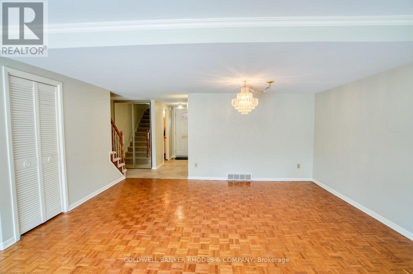 9 - 215 Mackay Street, Ottawa, Ontario  K1M 2B6 - Photo 11 - X13101282