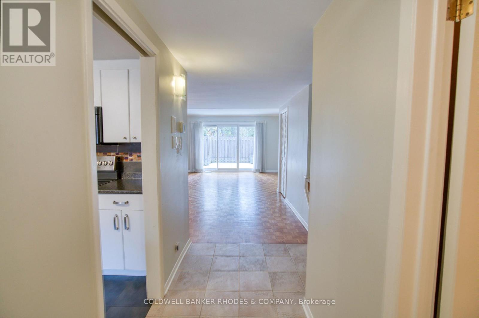 9 - 215 Mackay Street, Ottawa, Ontario  K1M 2B6 - Photo 4 - X13101282
