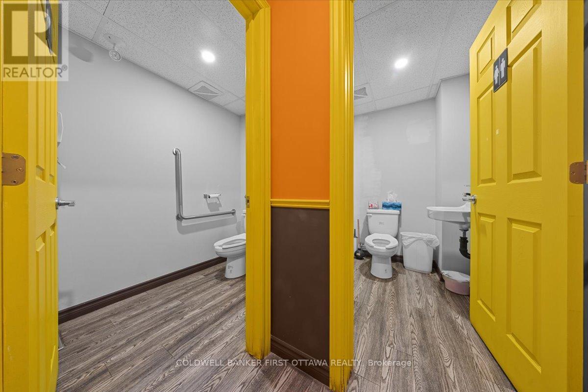 827 Somerset Street W, Ottawa, Ontario  K1R 6R4 - Photo 14 - X13101360