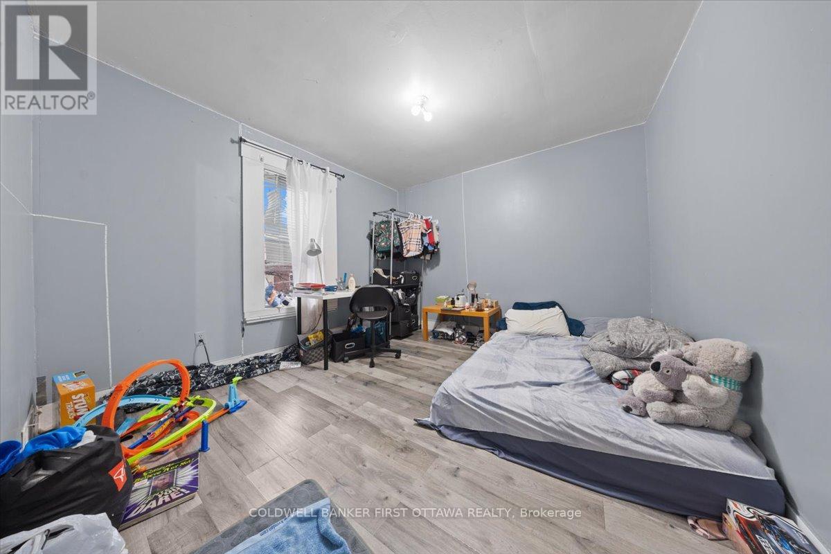 827 Somerset Street W, Ottawa, Ontario  K1R 6R4 - Photo 15 - X13101360