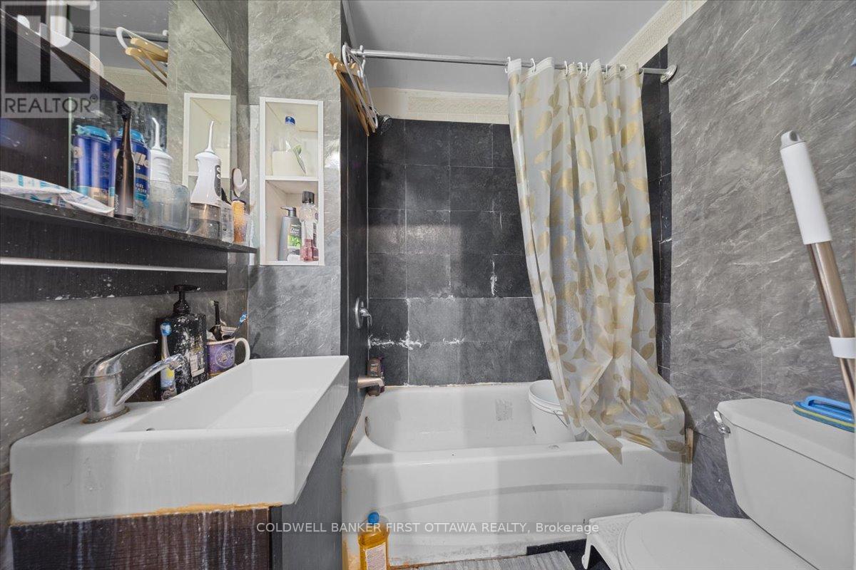 827 Somerset Street W, Ottawa, Ontario  K1R 6R4 - Photo 21 - X13101360