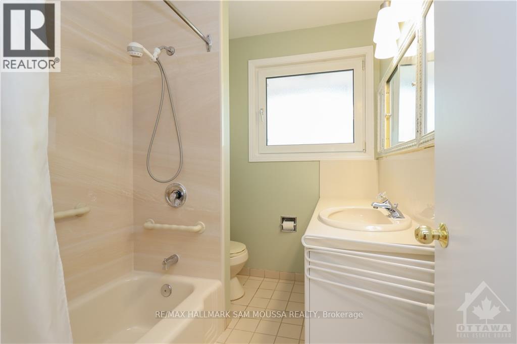 761 Garner Avenue, Ottawa, Ontario  K1V 6M5 - Photo 17 - X13101532