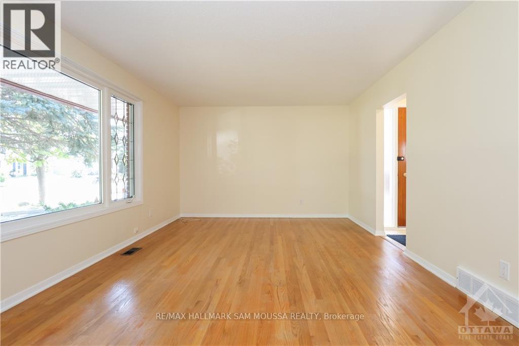 761 Garner Avenue, Ottawa, Ontario  K1V 6M5 - Photo 7 - X13101532