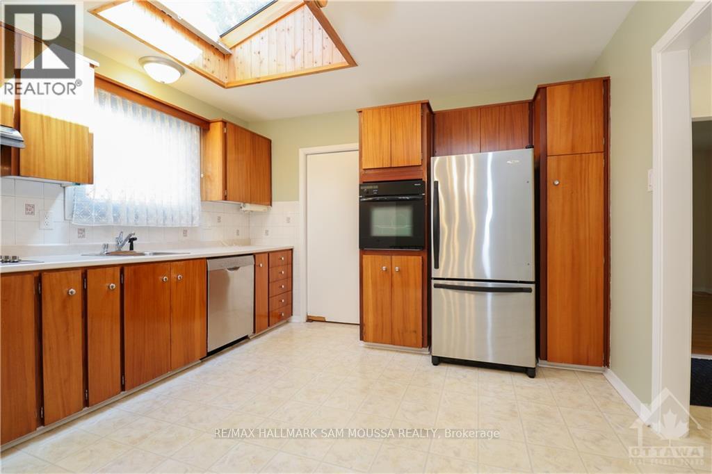 761 Garner Avenue, Ottawa, Ontario  K1V 6M5 - Photo 9 - X13101532