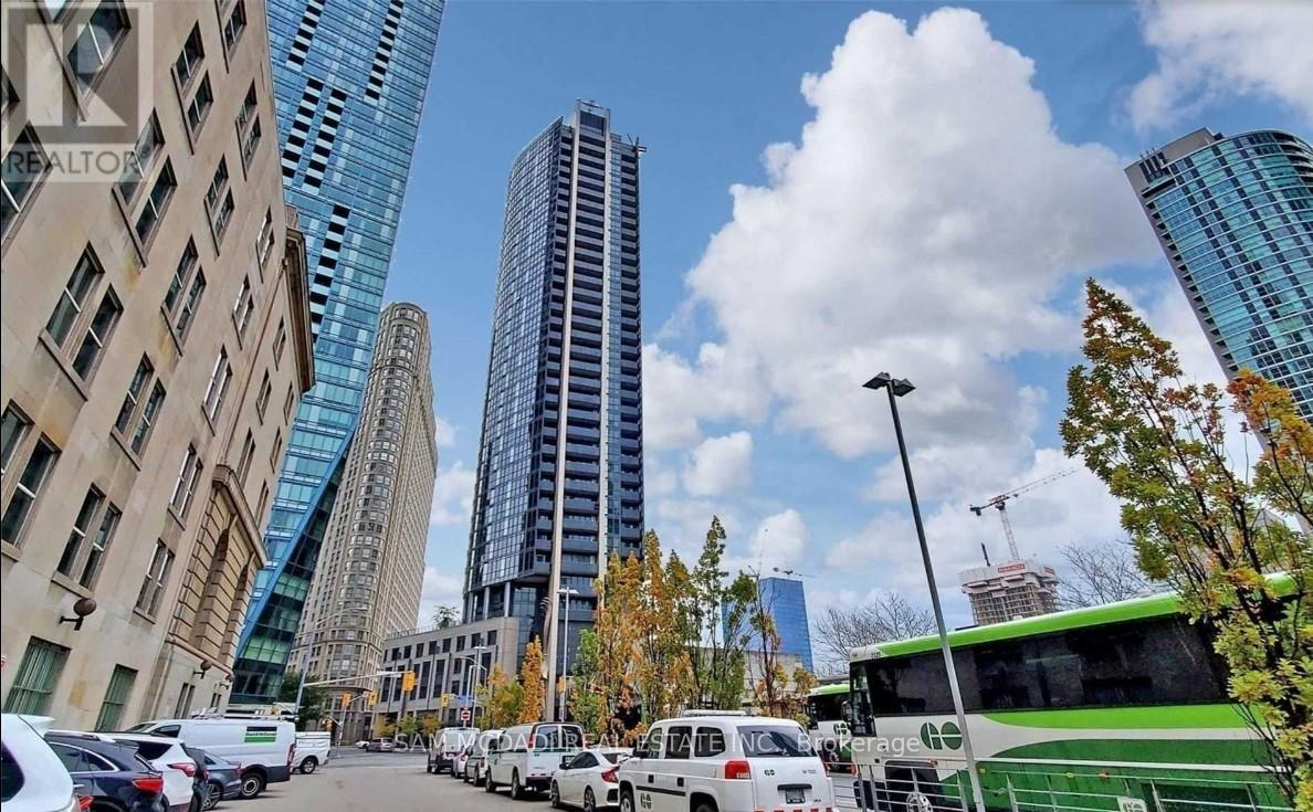 2407 - 1 The Esplanade Drive, Toronto, Ontario  M5E 0A8 - Photo 1 - C13101218
