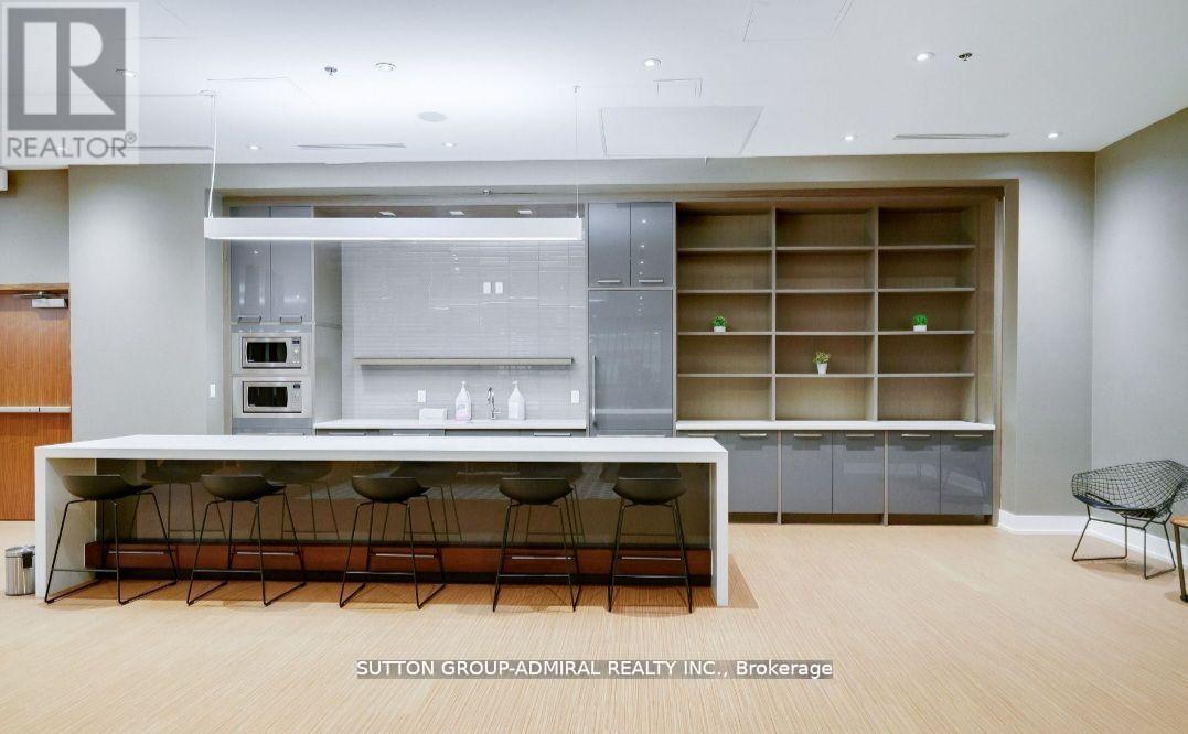705 - 99 Foxbar Road, Toronto, Ontario  M4V 2G5 - Photo 11 - C13101224
