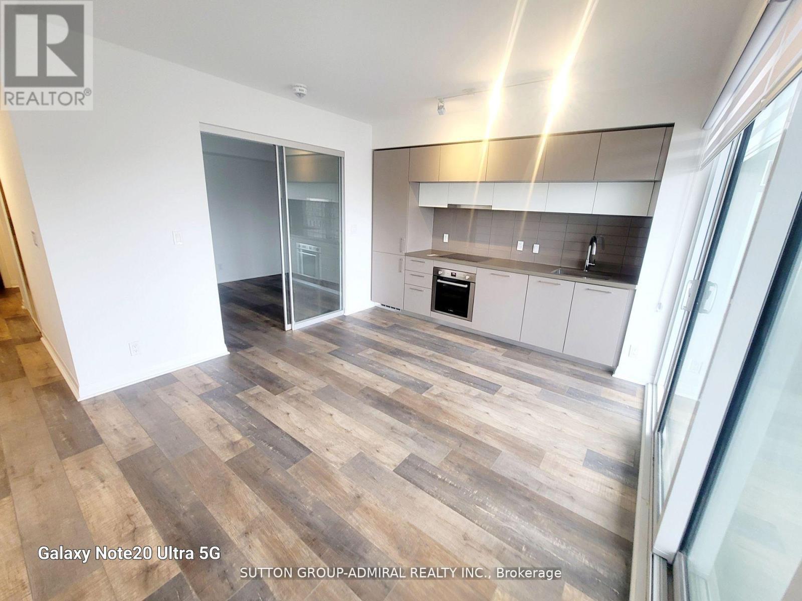 705 - 99 Foxbar Road, Toronto, Ontario  M4V 2G5 - Photo 18 - C13101224