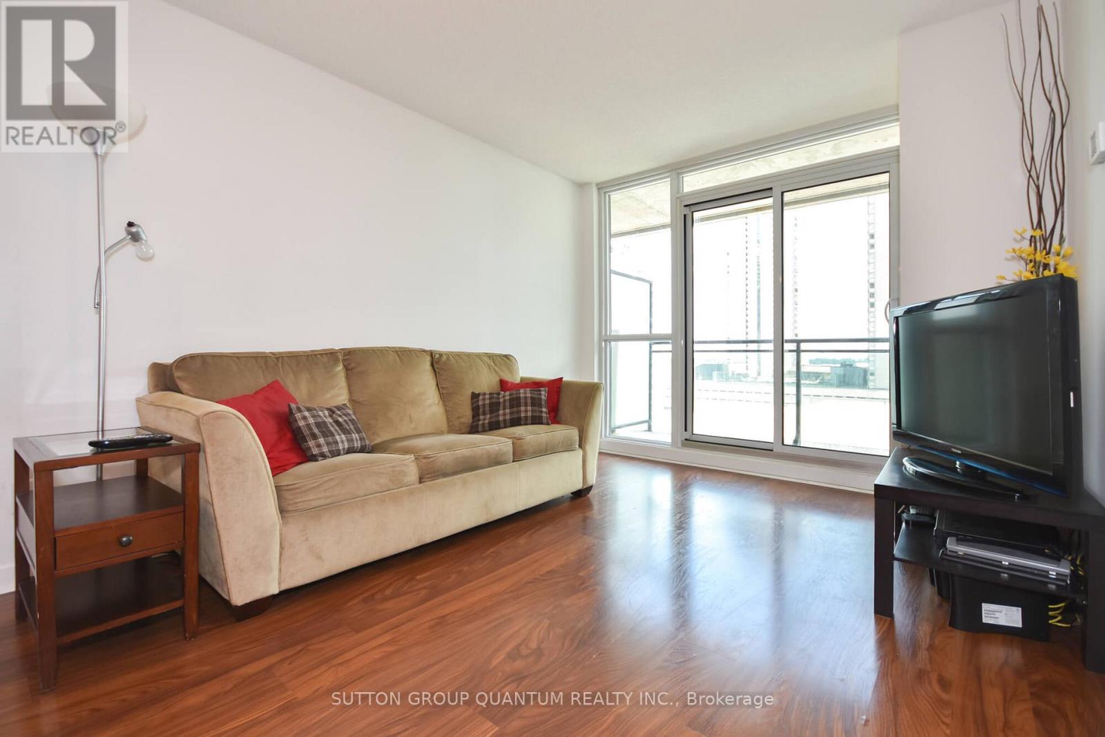911 - 33 Bay Street, Toronto, Ontario  M5J 2Z3 - Photo 5 - C13101366