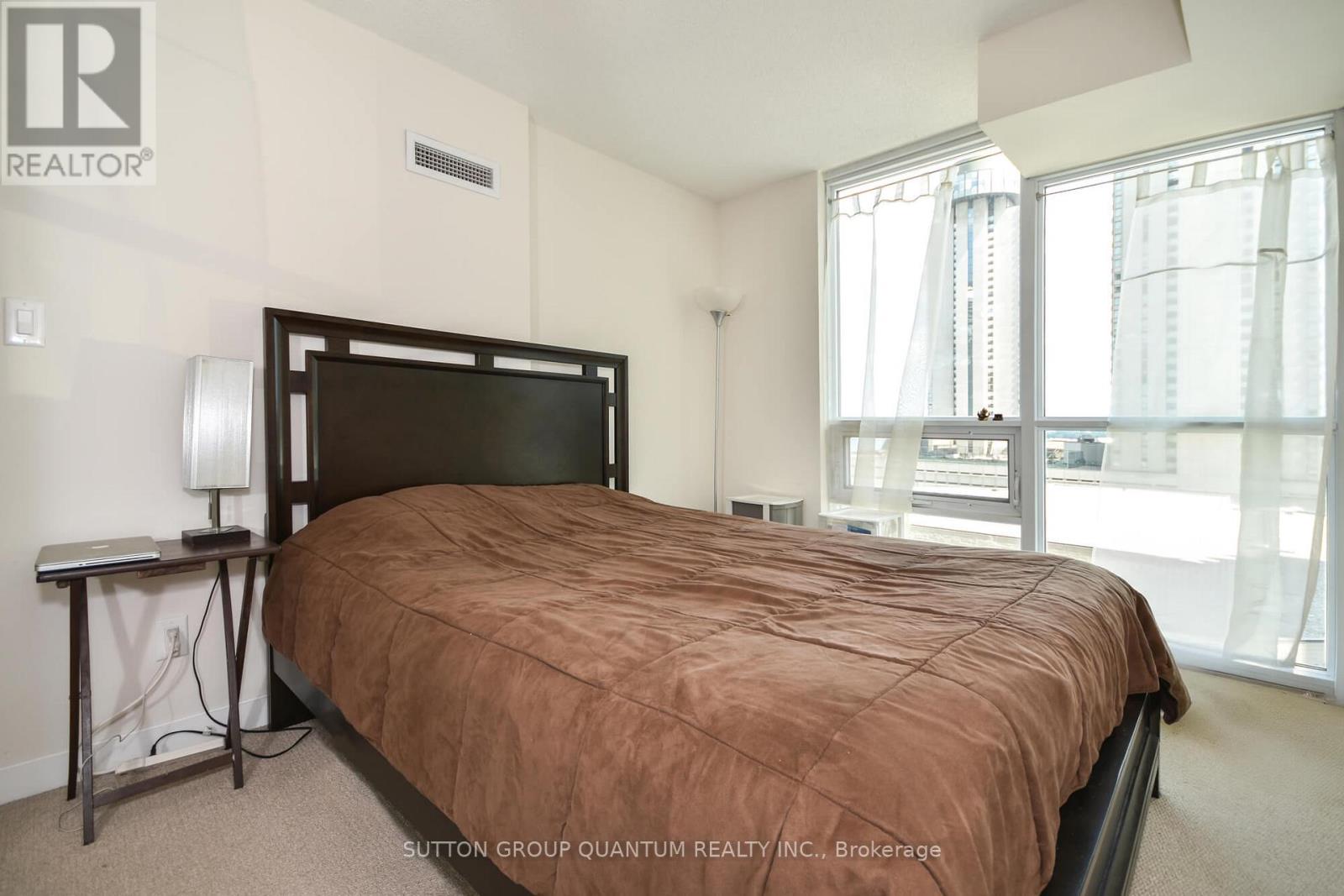 911 - 33 Bay Street, Toronto, Ontario  M5J 2Z3 - Photo 6 - C13101366