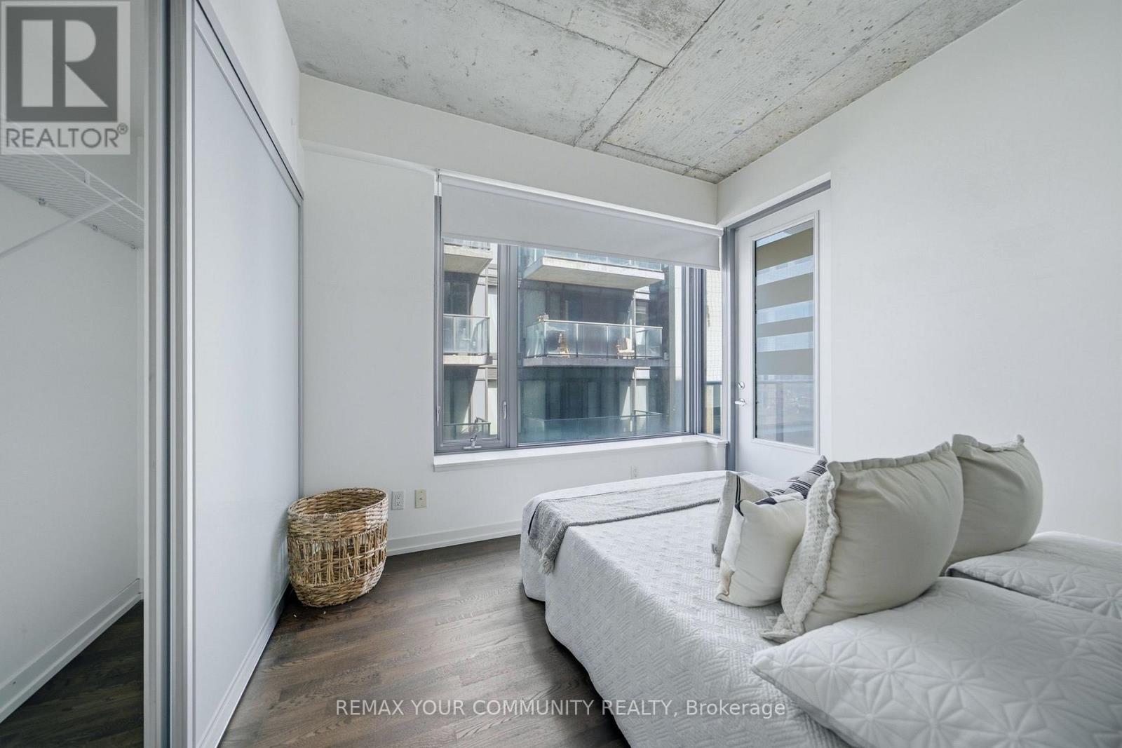 1307 - 95 Bathurst Street, Toronto, Ontario  M5V 0H7 - Photo 12 - C13101394