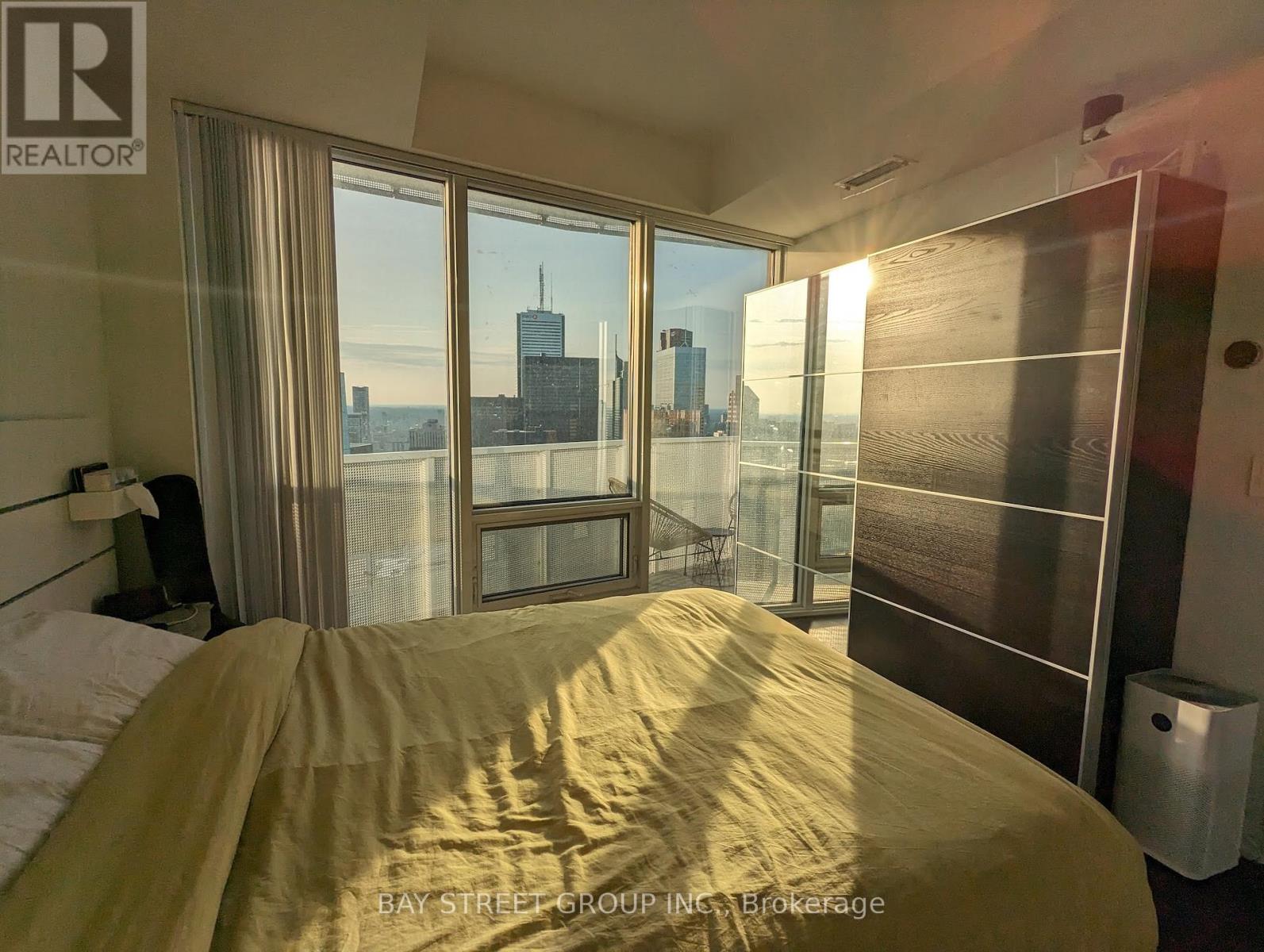 6103 - 100 Harbour Street, Toronto, Ontario  M5J 0B5 - Photo 10 - C13101440