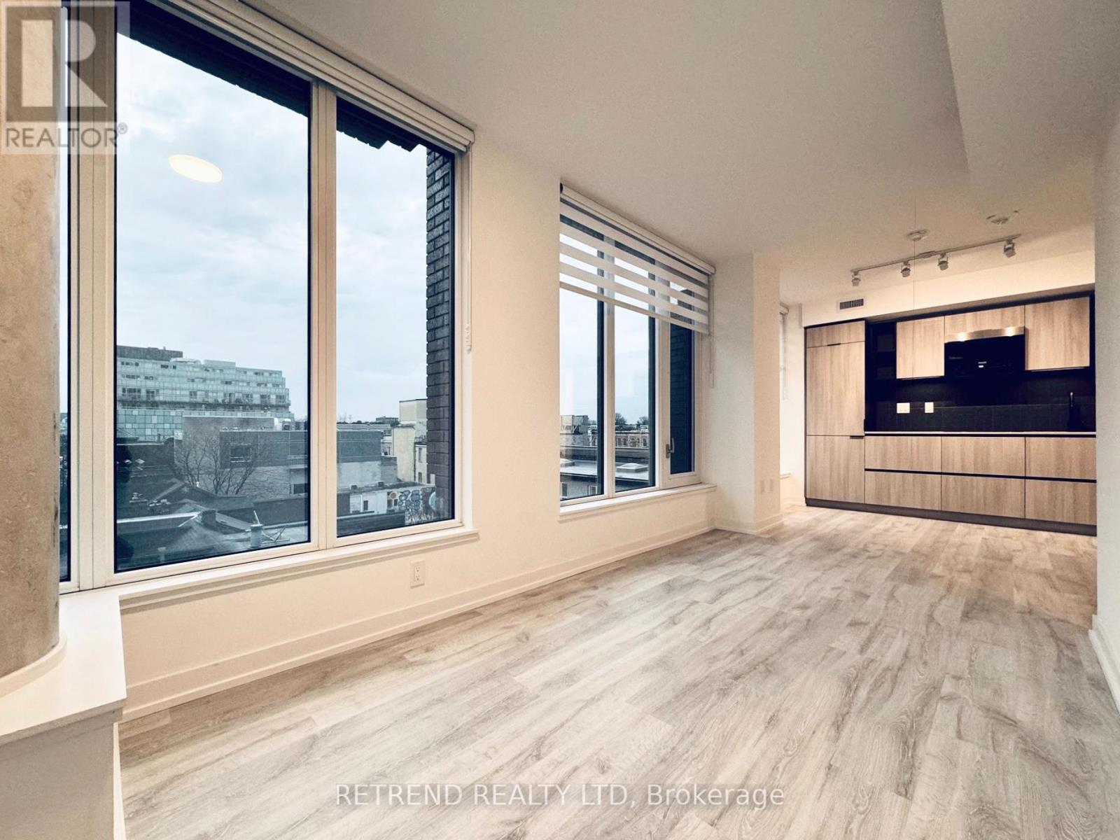 508 - 2 AUGUSTA AVENUE, Toronto, Ontario