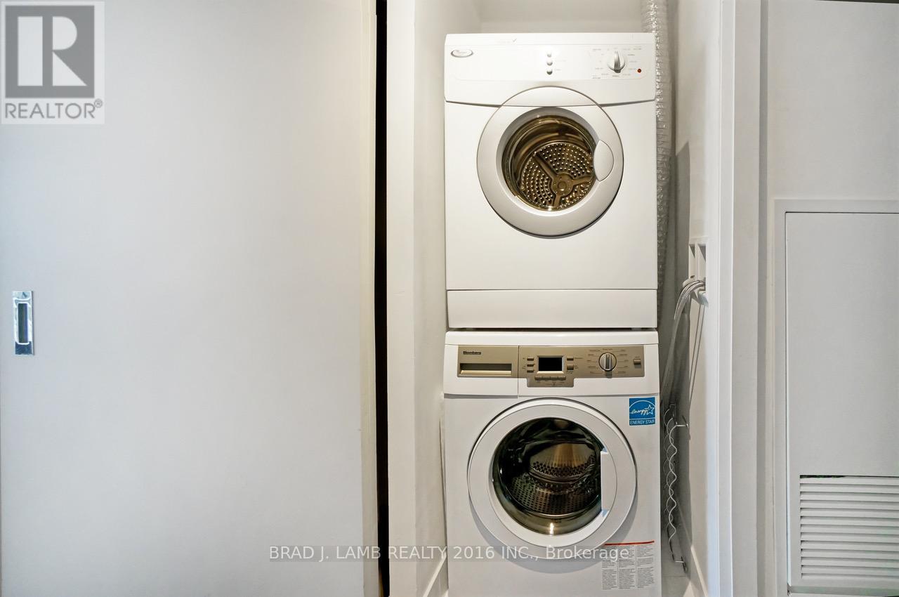 2305 - 224 King Street W, Toronto, Ontario  M5V 1H8 - Photo 13 - C13101566