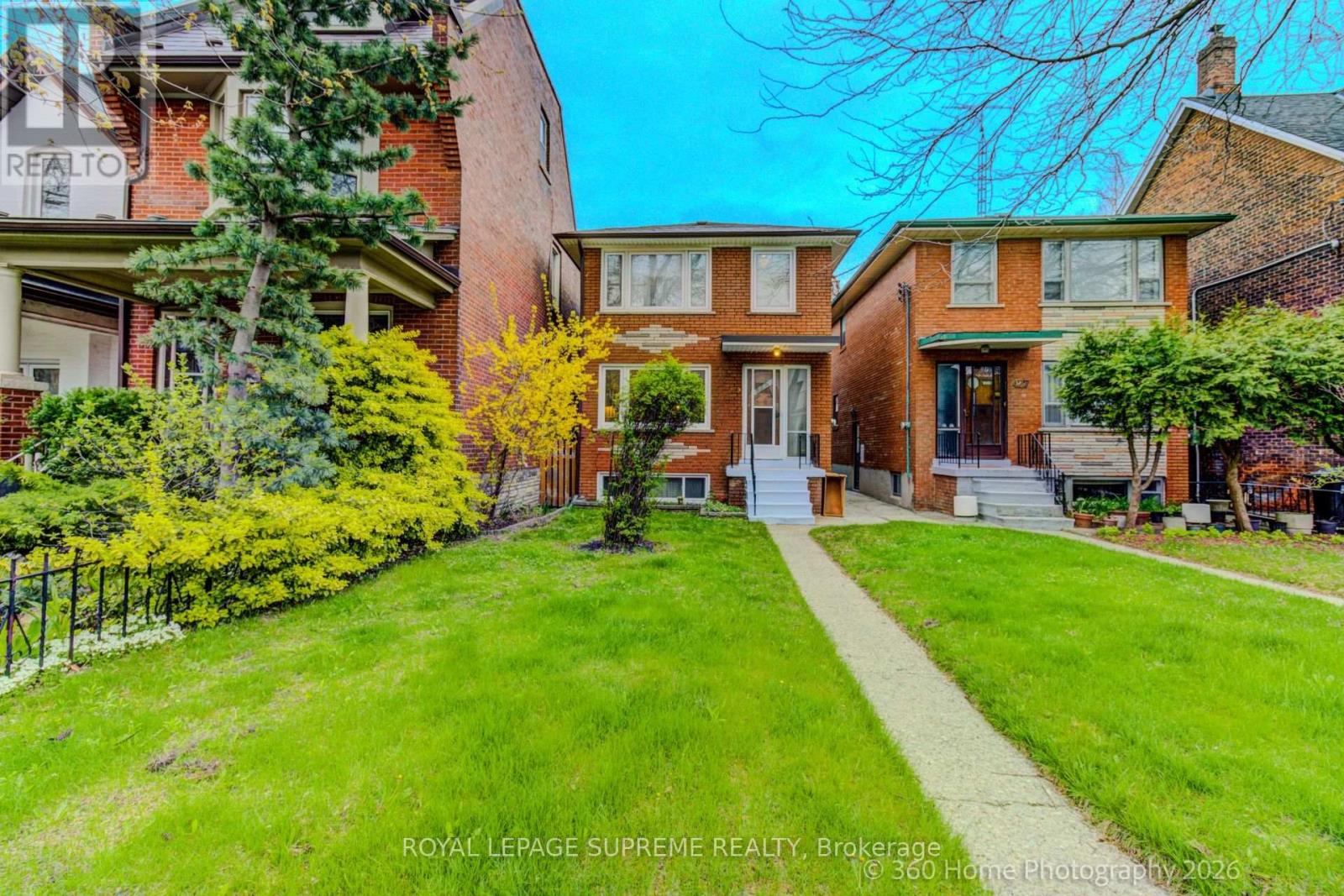 429 ST CLARENS AVENUE, Toronto, Ontario