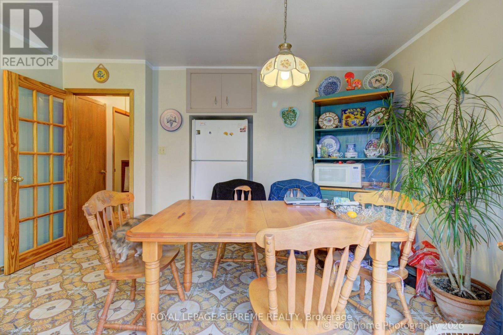429 St Clarens Avenue, Toronto, Ontario  M6H 3W2 - Photo 13 - C13101572