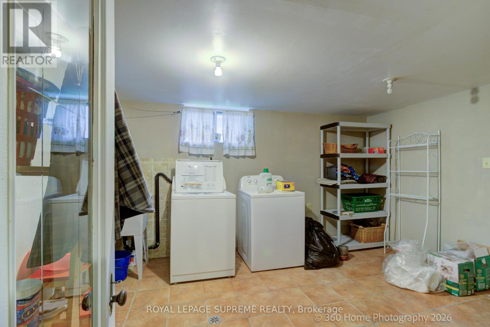 429 St Clarens Avenue, Toronto, Ontario  M6H 3W2 - Photo 22 - C13101572