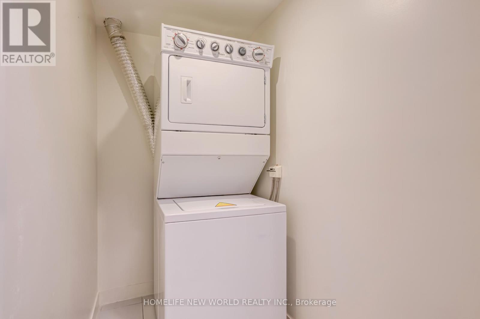 Th2 - 19 Singer Court, Toronto, Ontario  M2K 0B2 - Photo 13 - C13101586