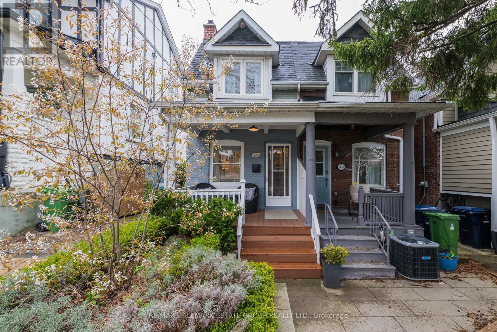 335 KENILWORTH AVENUE, Toronto, Ontario