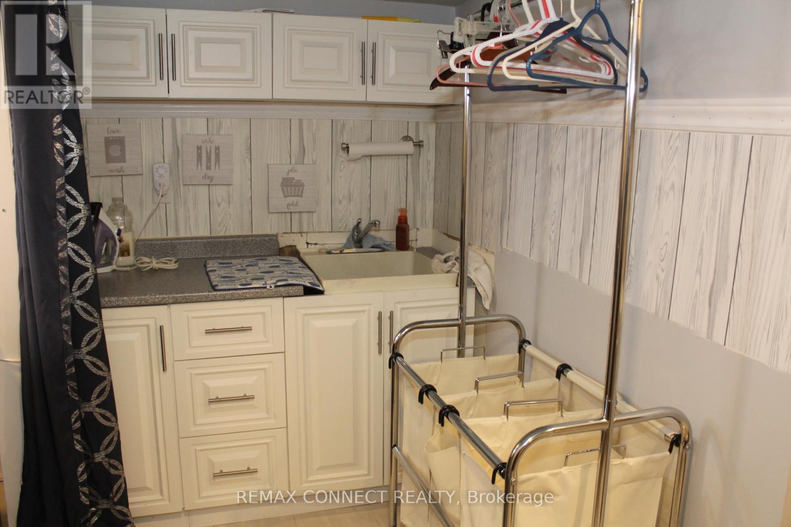 376 Dwight Avenue, Oshawa, Ontario  L1J 1K9 - Photo 19 - E13088726