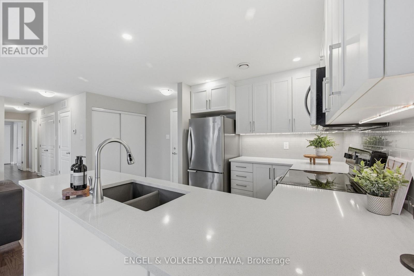 10 - 365 Tribeca Private, Ottawa, Ontario  K2J 6B4 - Photo 7 - X13100596