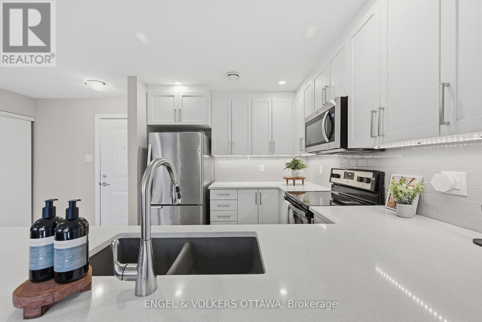 10 - 365 Tribeca Private, Ottawa, Ontario  K2J 6B4 - Photo 8 - X13100596