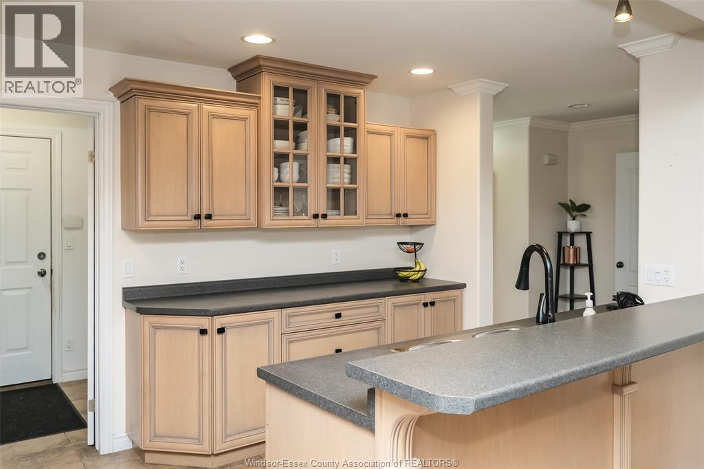 205 Whisper Creek, Lakeshore, Ontario  N9K 1G3 - Photo 6 - 26010473