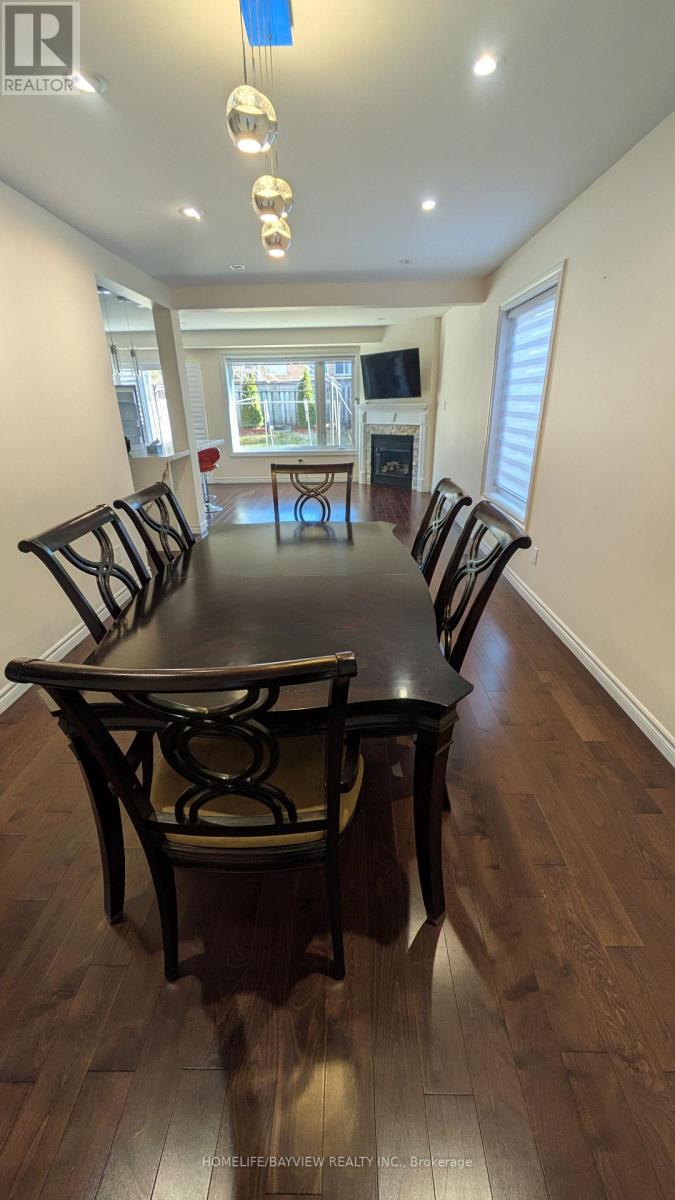 55 Woodhaven Crescent, Richmond Hill, Ontario  L4E 3T2 - Photo 3 - N13101346