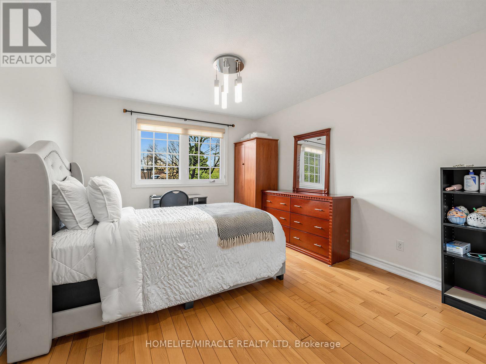 2023 Jacamar Court, Mississauga, Ontario  L5L 3P7 - Photo 16 - W13099474