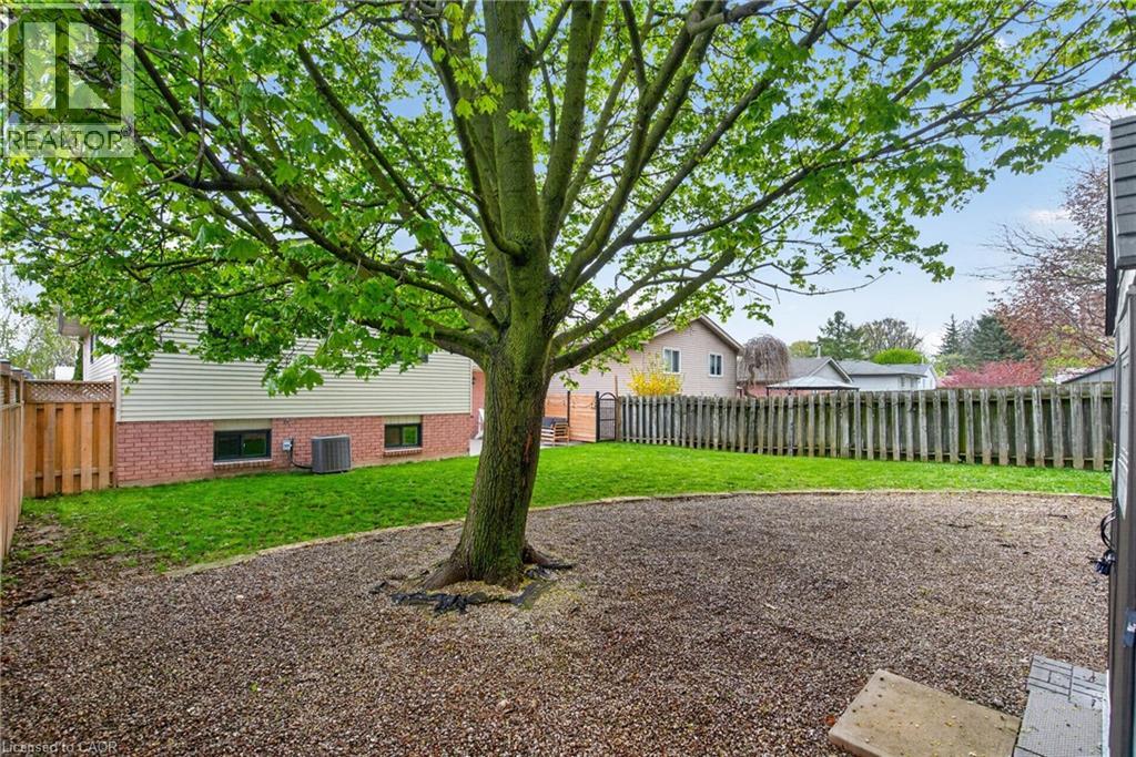 52 Latzer Crescent, Brantford, Ontario  N3V 1E1 - Photo 45 - 40827380