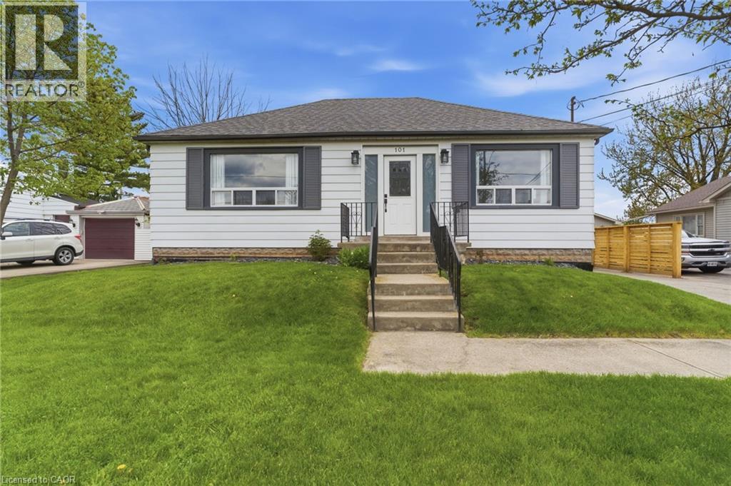 101 CORMAN Avenue, Stoney Creek, Ontario