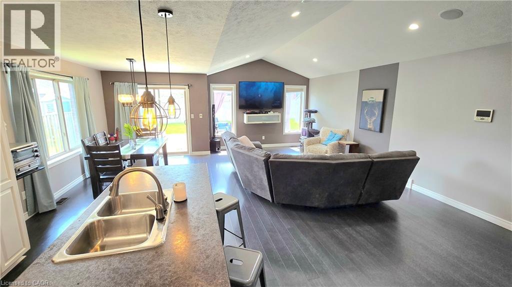 62 Driftwood Drive, Simcoe, Ontario  N3Y 0B4 - Photo 7 - 40826007
