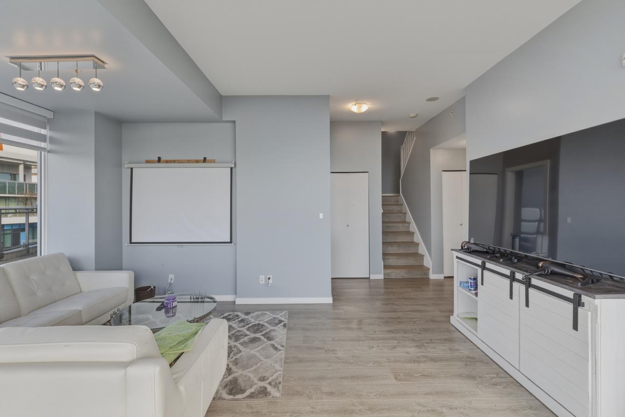 2701 13303 Central Avenue, Surrey, British Columbia  V3T 0K6 - Photo 9 - R3106495