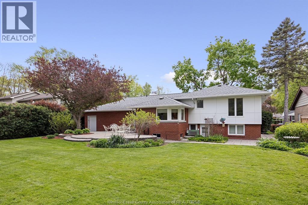 3662 Bruce, Windsor, Ontario  N9E 1W8 - Photo 6 - 26010489
