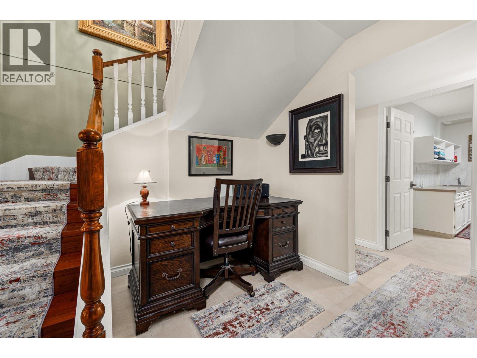 307 Stellar Drive, Kelowna, British Columbia  V1W 4K5 - Photo 31 - 10371109