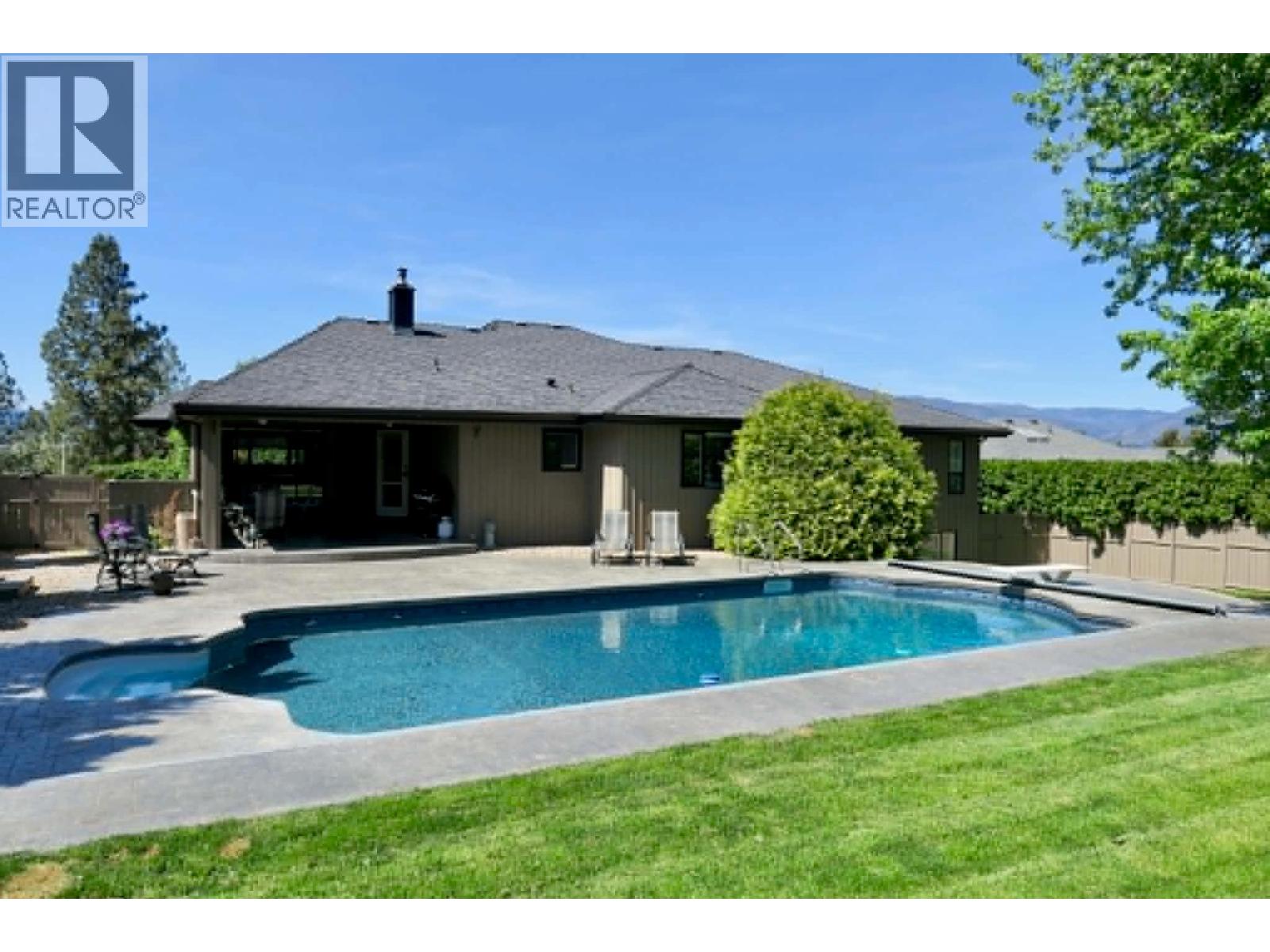 307 Stellar Drive, Kelowna, British Columbia  V1W 4K5 - Photo 43 - 10371109
