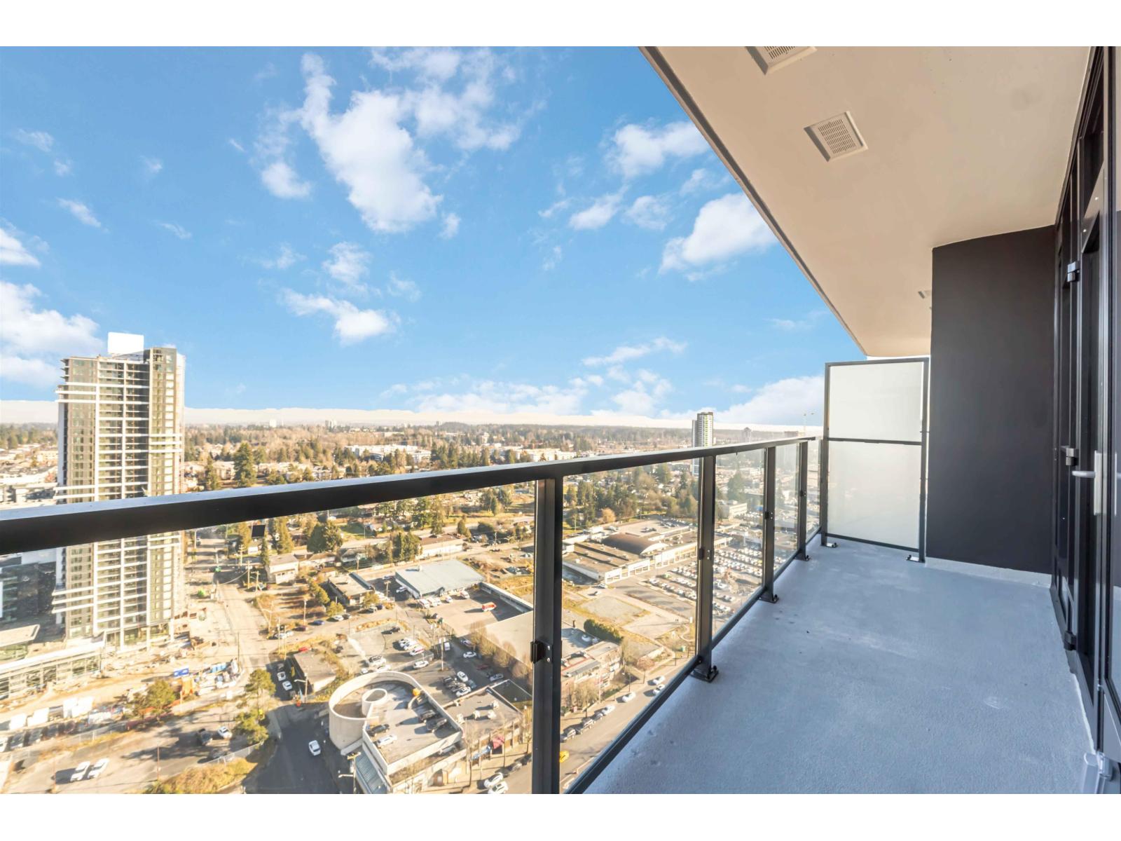 2903 10750 135a Street, Surrey, British Columbia  V3T 0V4 - Photo 6 - R3088655
