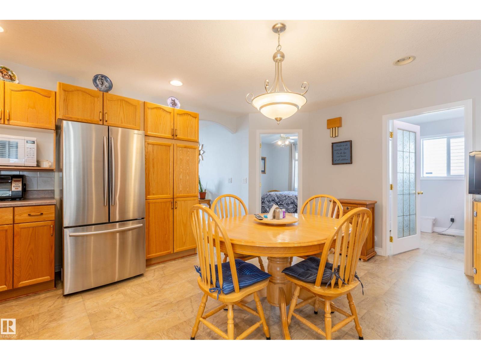 8704 99 Av, Morinville, Alberta  T8R 1S8 - Photo 11 - E4486508