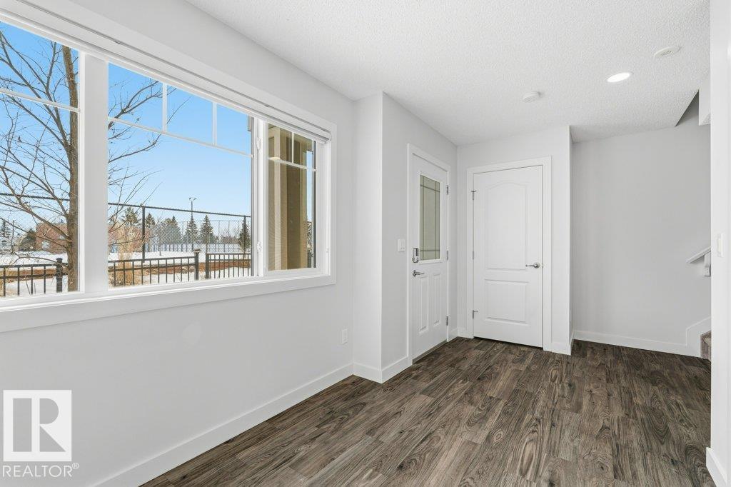 #6 11373 12 Av Nw, Edmonton, Alberta  T6J 5V2 - Photo 3 - E4486510