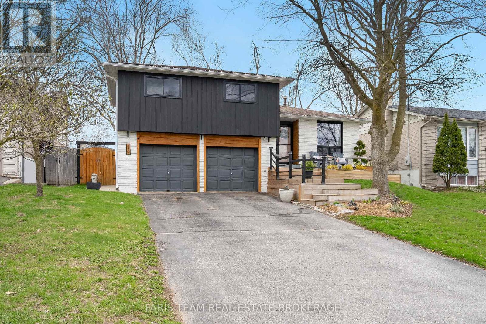 20 Carol Road, Barrie, Ontario  L4N 3P5 - Photo 3 - S13098208