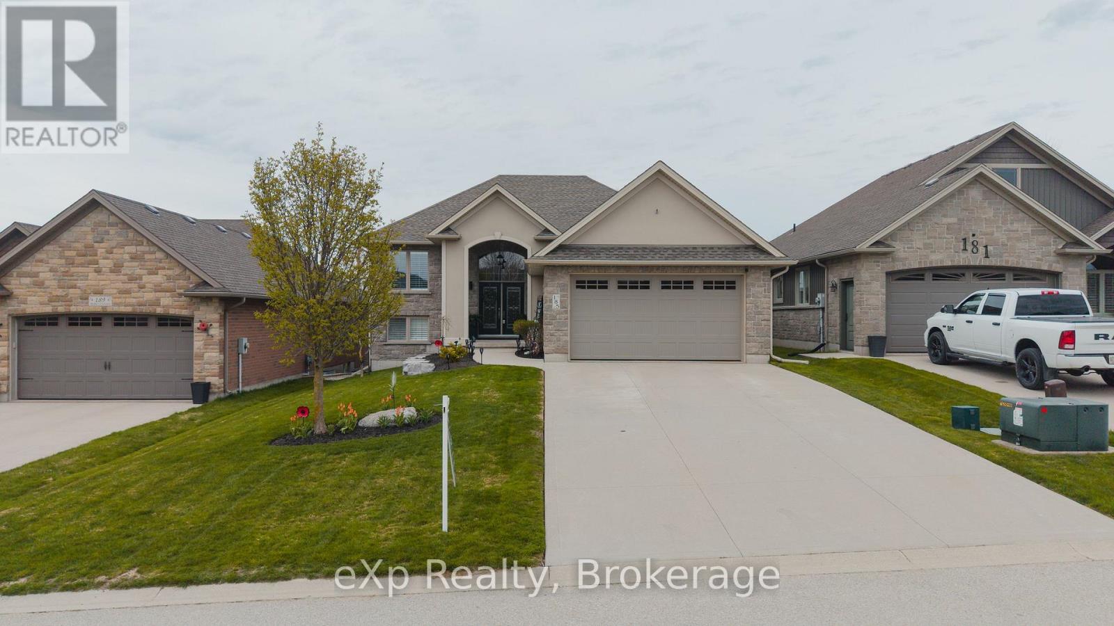 185 Ruby's Crescent, Wellington North, Ontario  N0G 2L2 - Photo 2 - X12832390