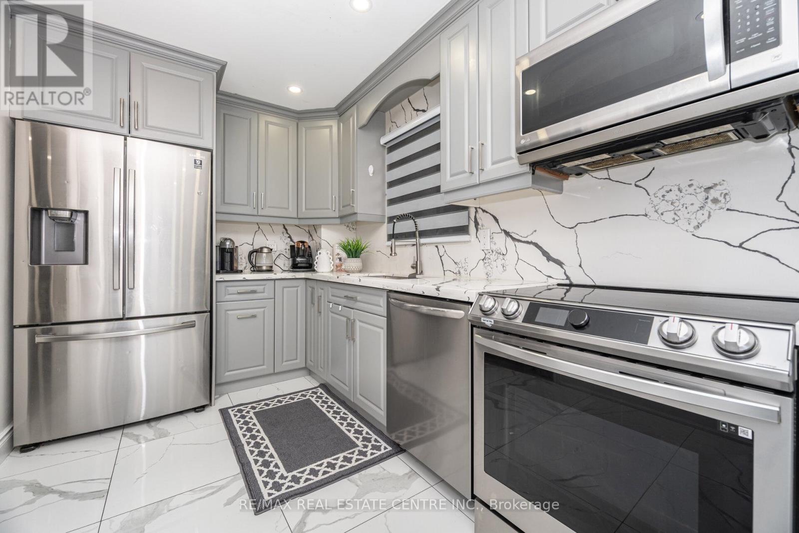 44 Abelard Avenue, Brampton, Ontario  L6Y 2K8 - Photo 21 - W13101164