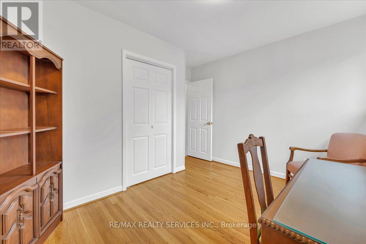 2 Windermere Court, Brampton, Ontario  L6X 2L6 - Photo 22 - W13101188
