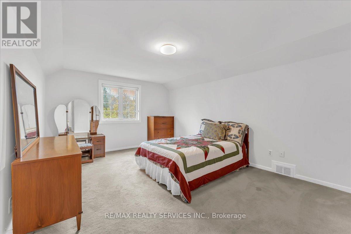 2 Windermere Court, Brampton, Ontario  L6X 2L6 - Photo 26 - W13101188