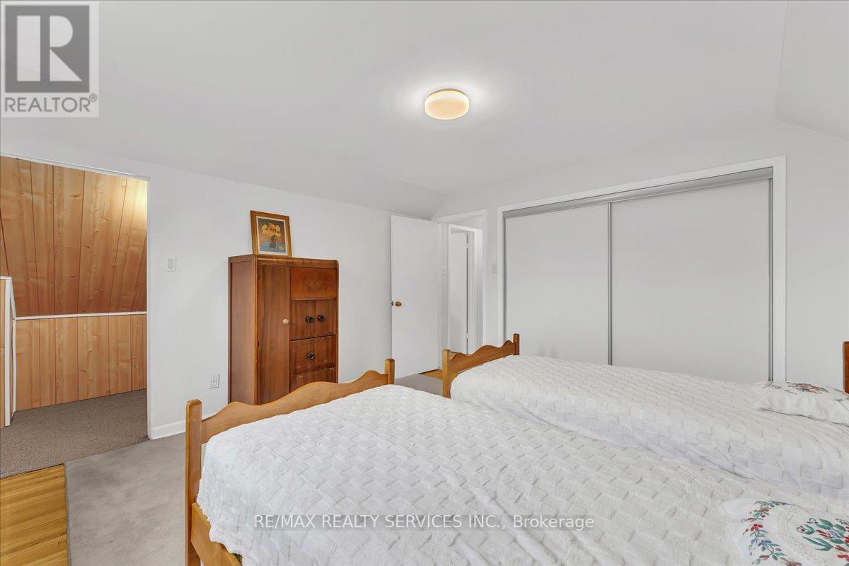 2 Windermere Court, Brampton, Ontario  L6X 2L6 - Photo 30 - W13101188