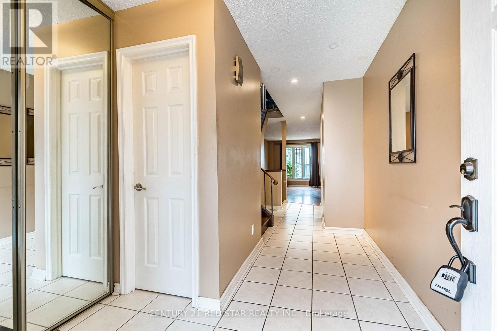 4114 Bishopstoke Lane, Mississauga, Ontario  L4Z 1M5 - Photo 7 - W13101230