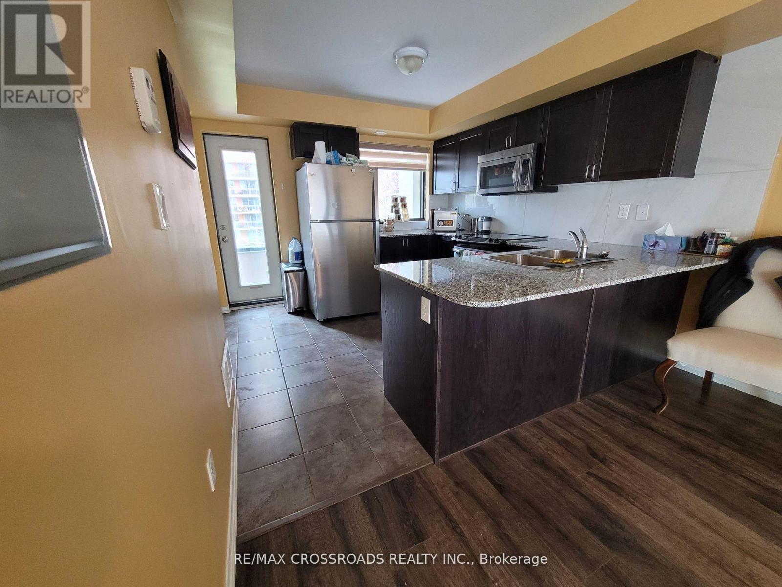 202 - 134 Widdicombe Hill Boulevard, Toronto, Ontario  M9R 0A9 - Photo 6 - W13101254