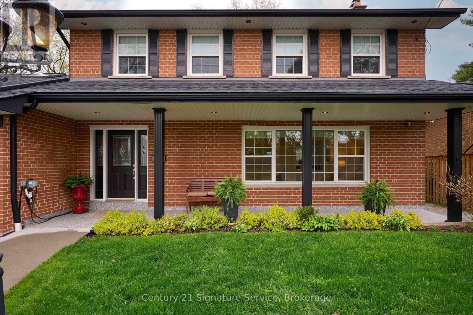2235 Denise Road, Mississauga, Ontario  L4X 1J2 - Photo 2 - W13101348