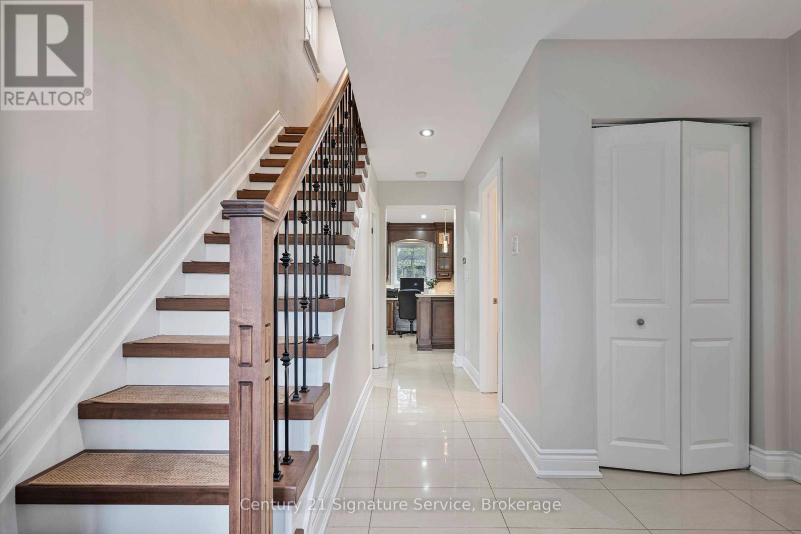 2235 Denise Road, Mississauga, Ontario  L4X 1J2 - Photo 5 - W13101348