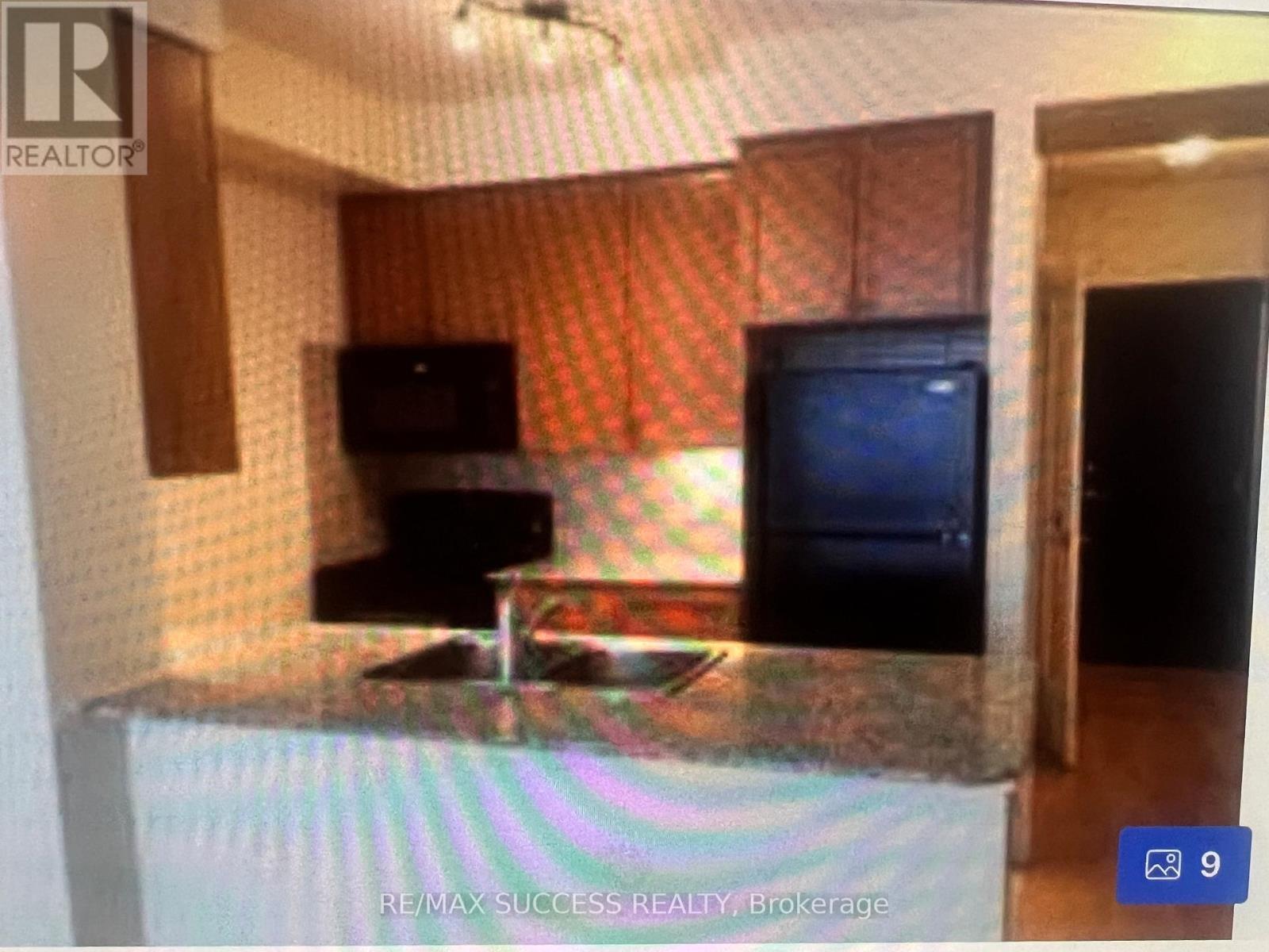 1631 - 35 Viking Lane W, Toronto, Ontario  M9B 0A2 - Photo 10 - W13101356