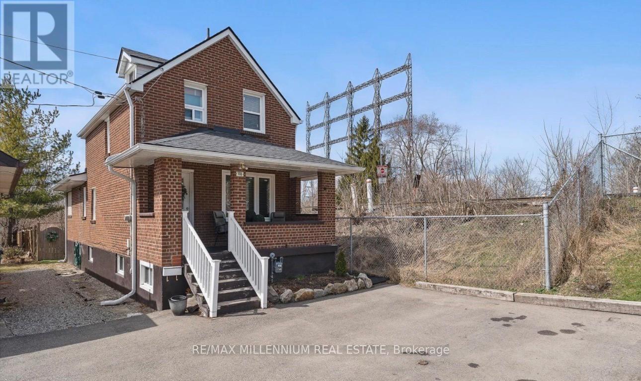 1106 HAIG BOULEVARD, Mississauga, Ontario